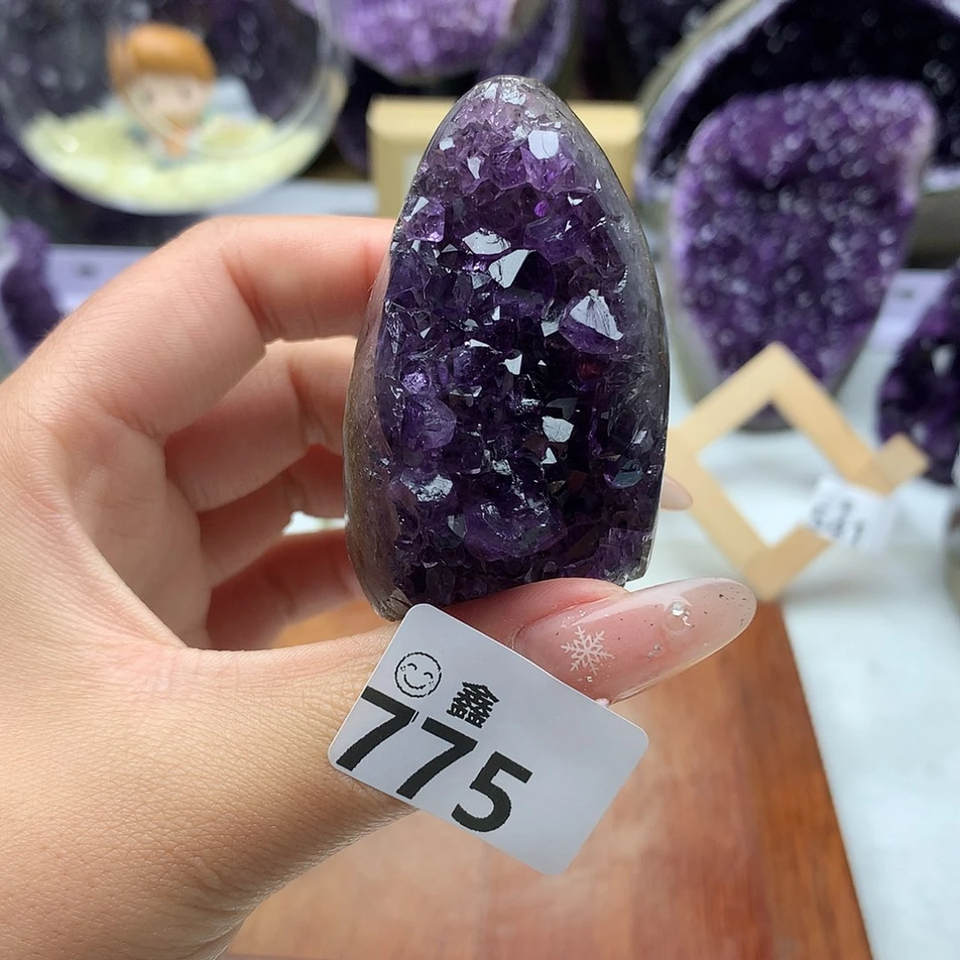 未镶嵌大型摆件（非配饰）水晶