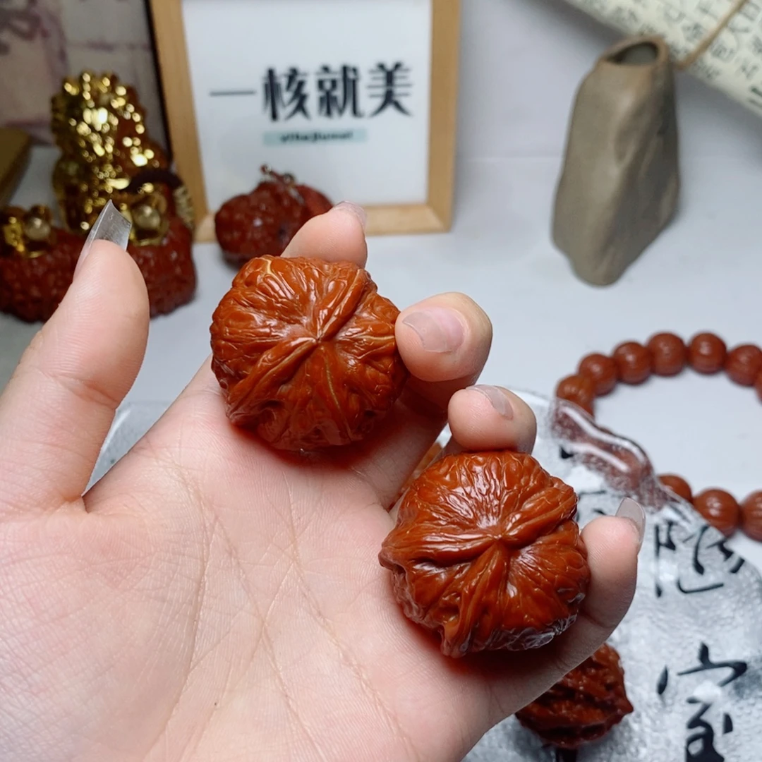 胡***桥文玩核桃文玩核桃