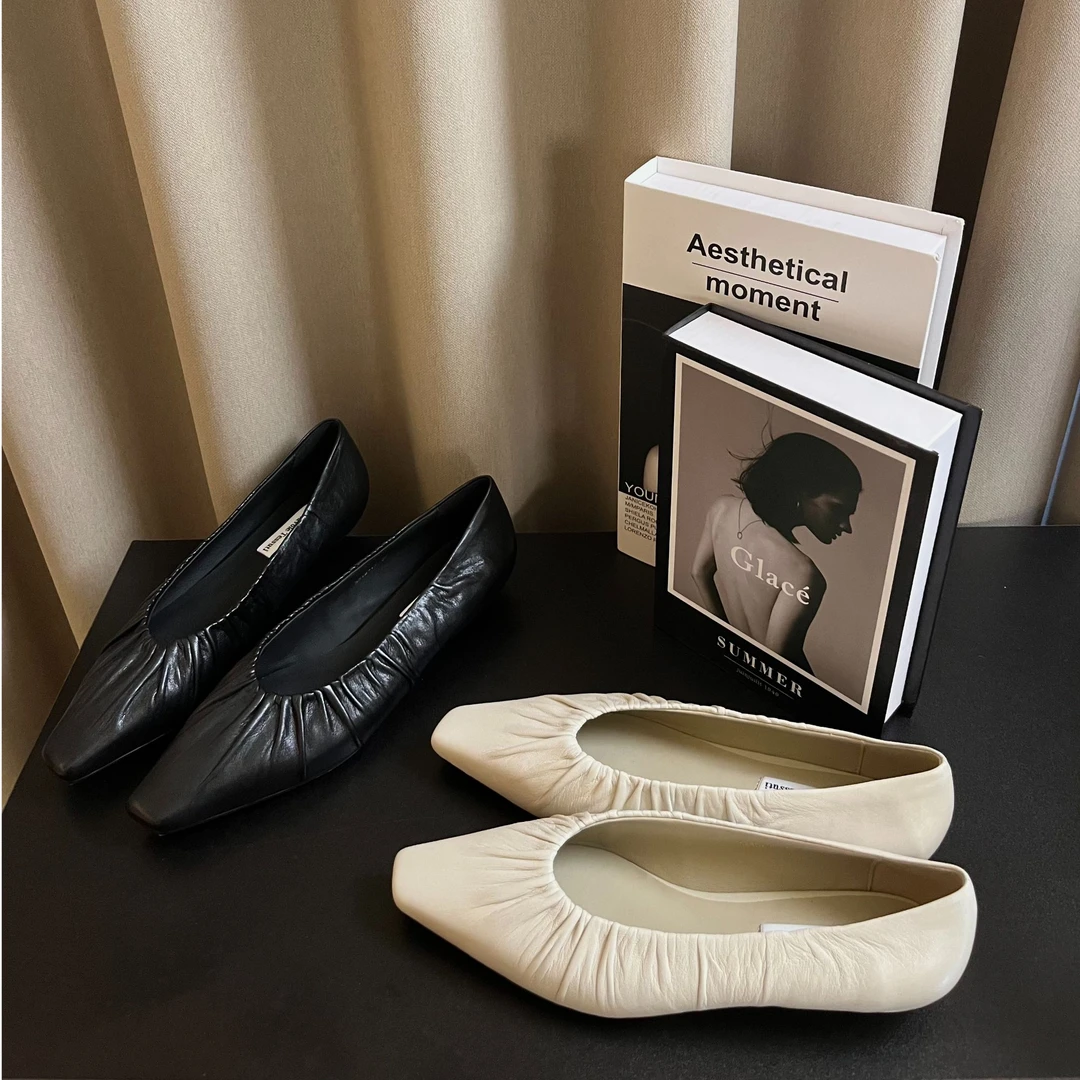 【AiAi】方头超软褶皱奶奶鞋   气质坡跟隐形底（5515-11）