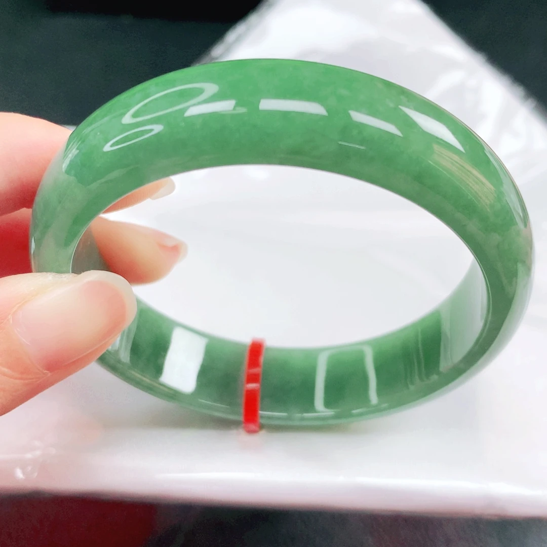 翡翠未镶嵌手镯56圈