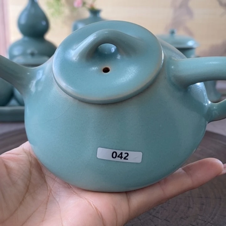 瓷片石瓢壶一一一一一一一一一暇