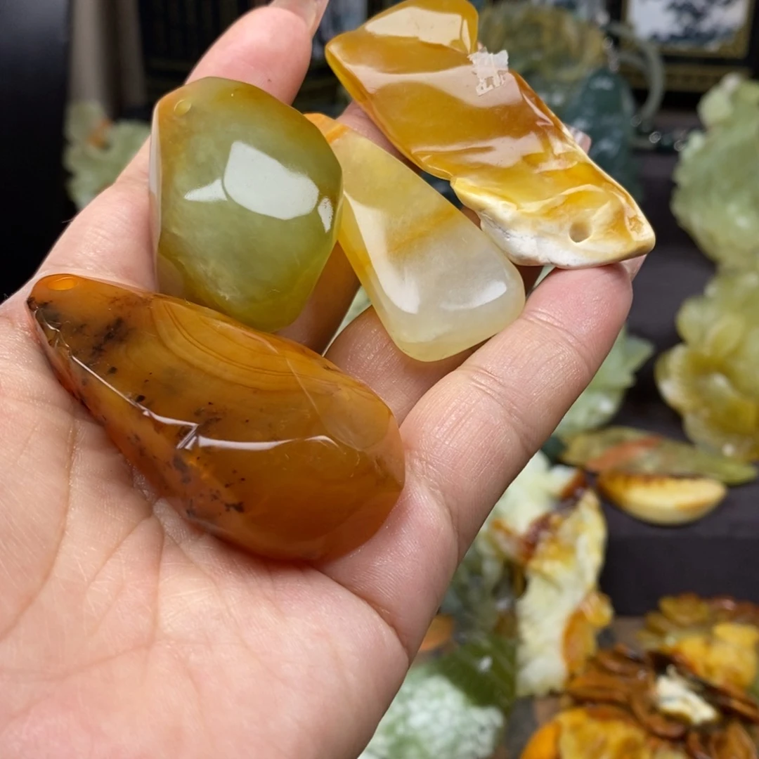 蛇纹石玉未镶嵌吊坠(不含链)