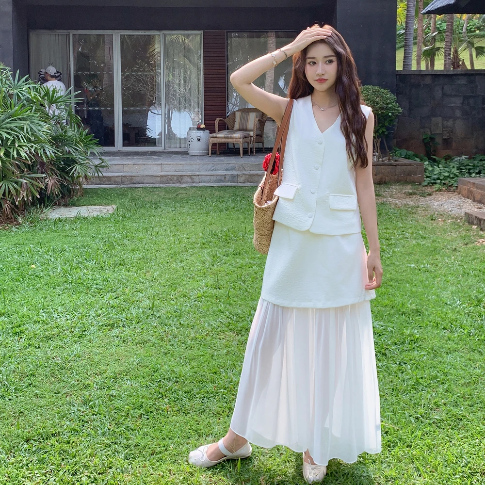 白色高级感气质马甲套装裙女2025年夏季新款网纱拼接半身裙两件套