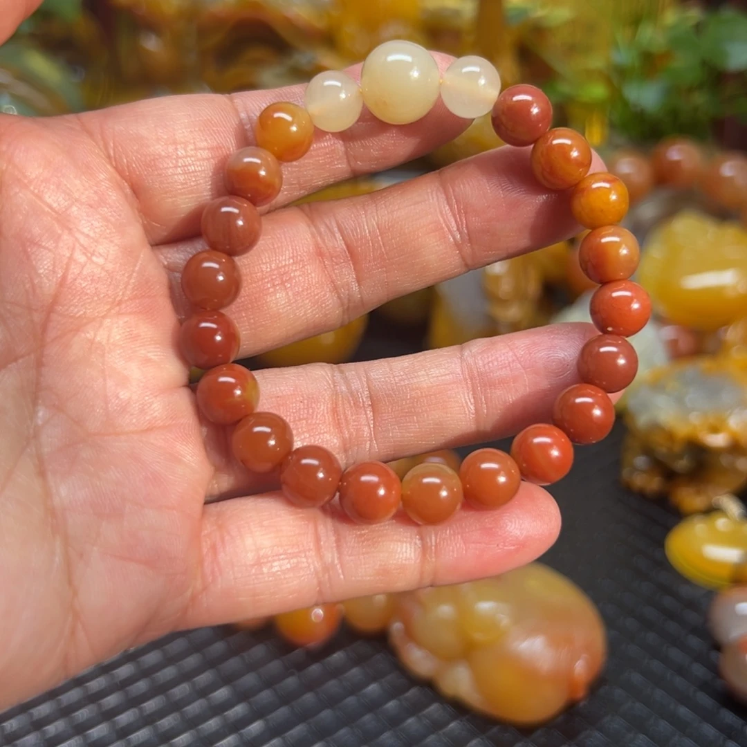 石英质玉未镶嵌颈饰