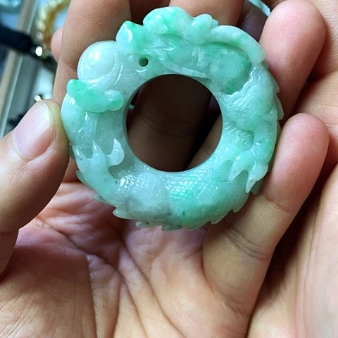 颈饰未镶嵌翡翠福豆豆珠宝翡翠颈饰