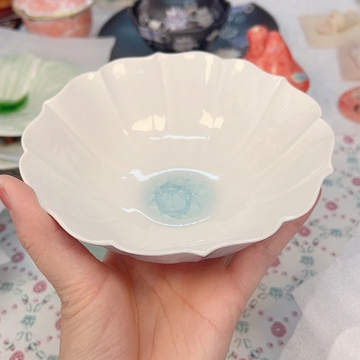 瓷片The first thing