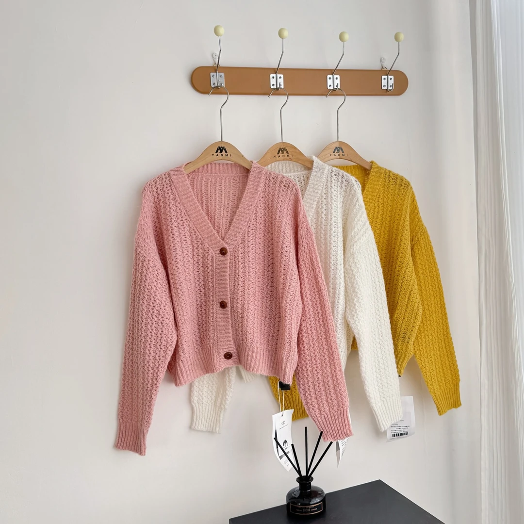 Berry 喜你而欢大庞定制 V领宽松三色慵懒毛衣开衫女显瘦针织外套