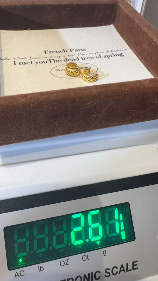 足金精品工艺耳饰