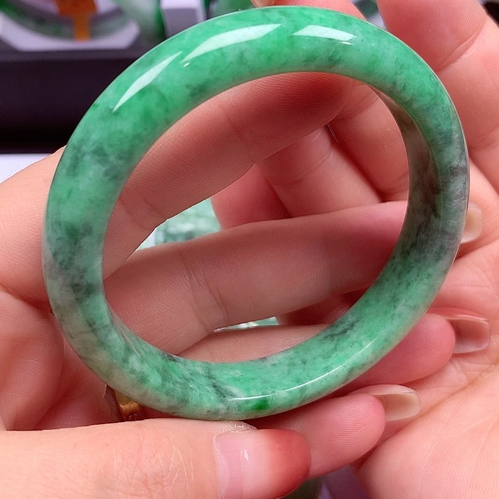 未镶嵌手镯翡翠翡翠手镯