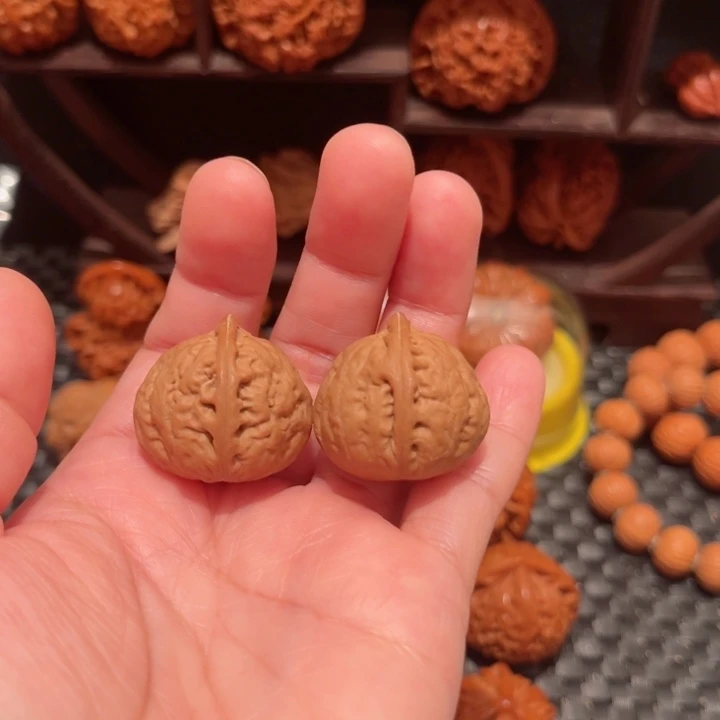 文玩核桃把件胖头陀29