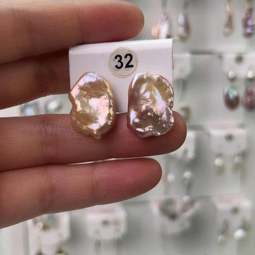 非金属巴洛克花瓣耳饰