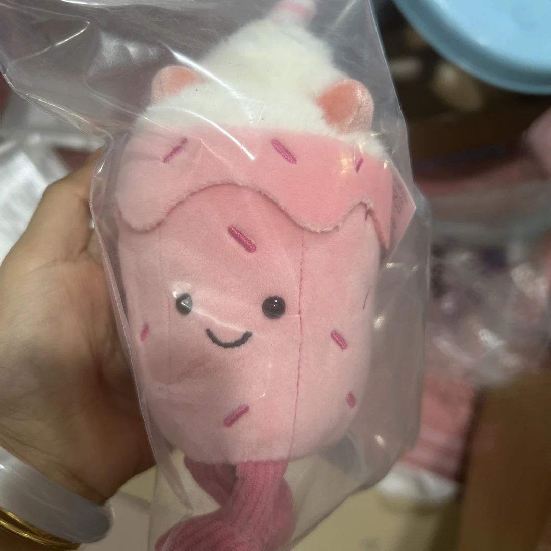 公仔生日礼物送女朋友包包挂饰玩具