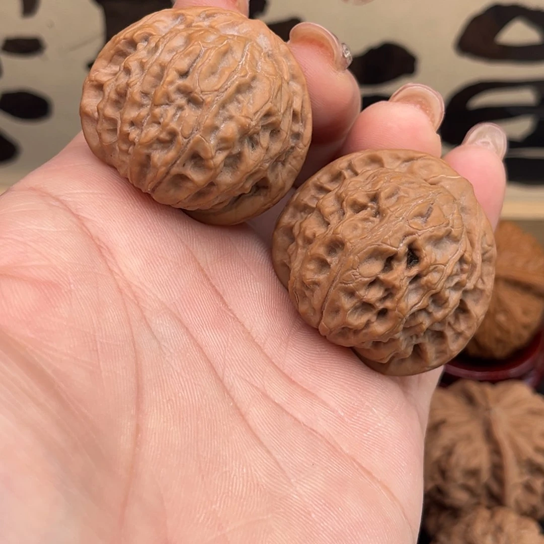 文玩核桃吊坠野生