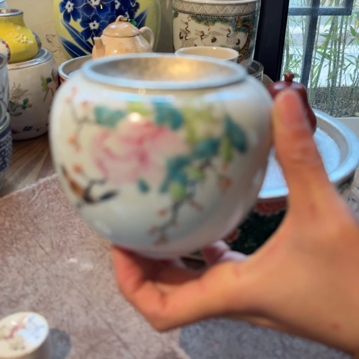 壶承天的作品是由一