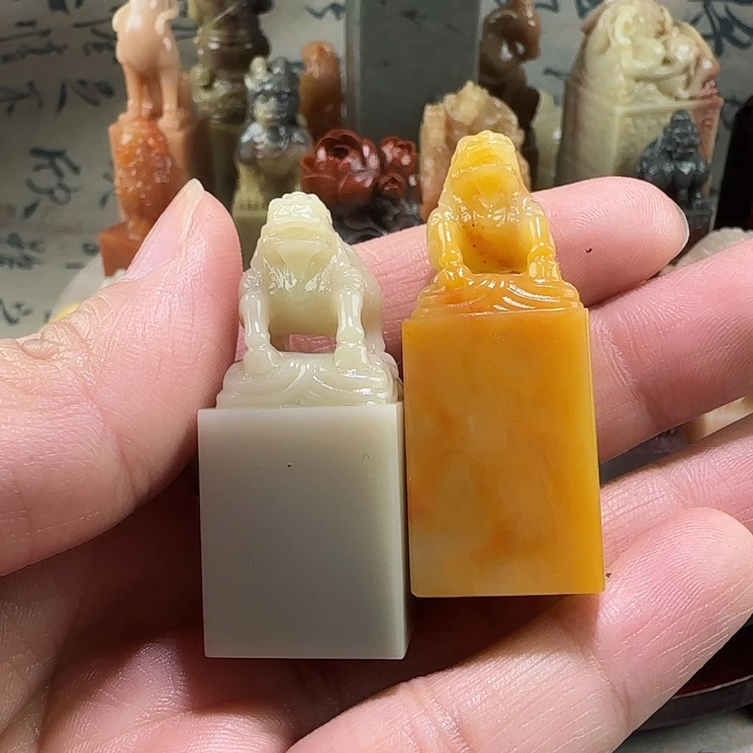 郑***岭印石寿山石老挝保利石印章