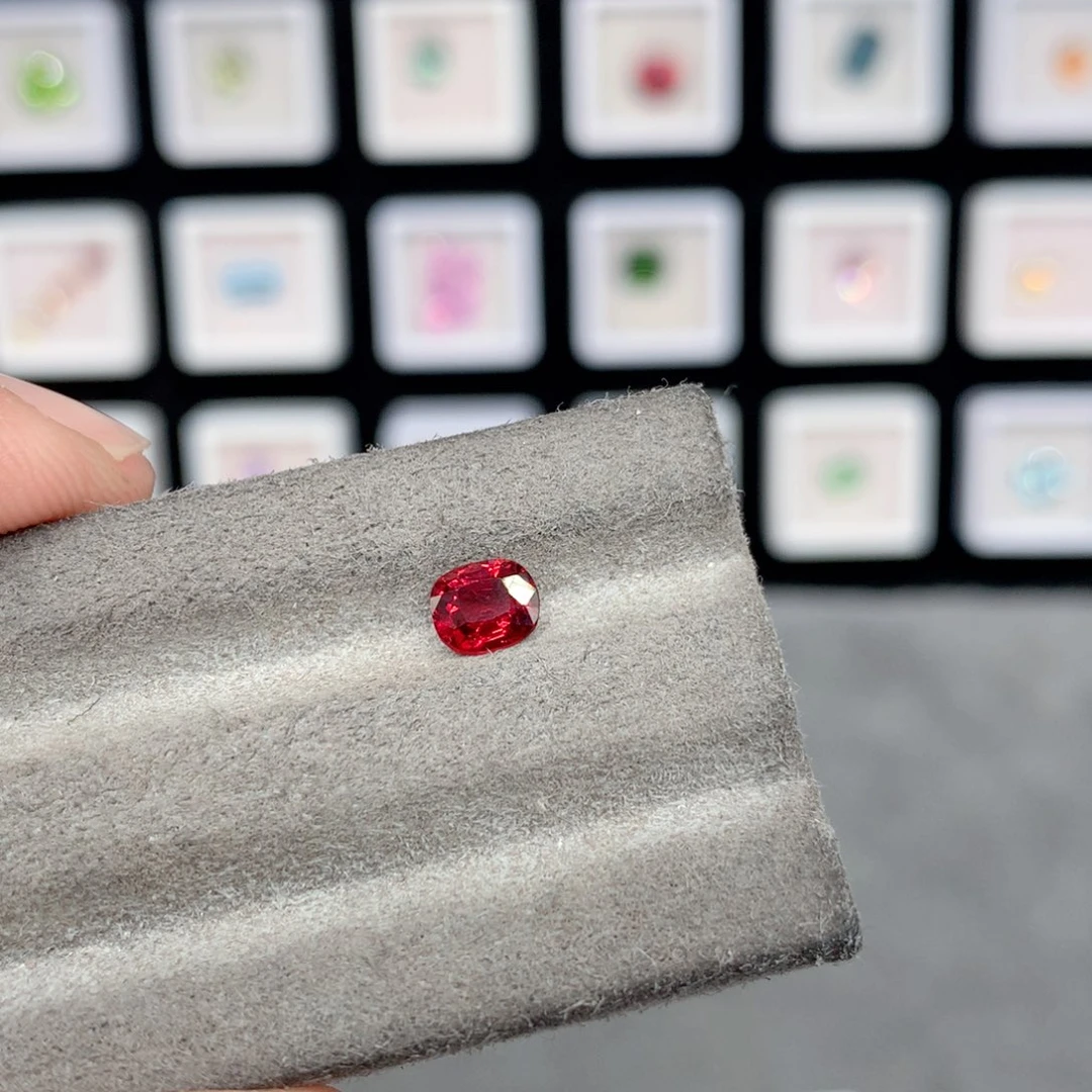 尖晶石裸石未镶嵌0.59克拉