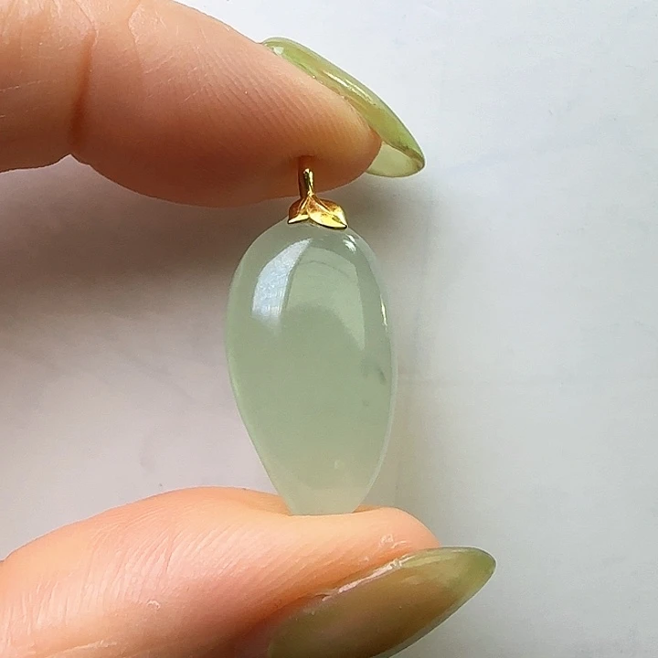 翡翠18K金镶嵌颈饰天然缅料A货 福瓜吊坠