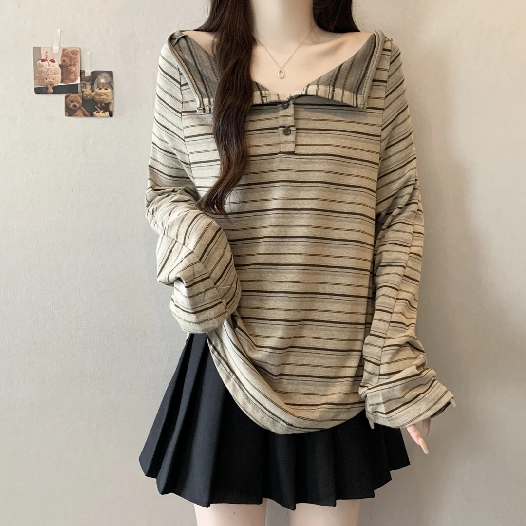 大码美式辣妹一字肩条纹长袖T恤女春秋胖妹妹遮肚子宽松纽扣上衣