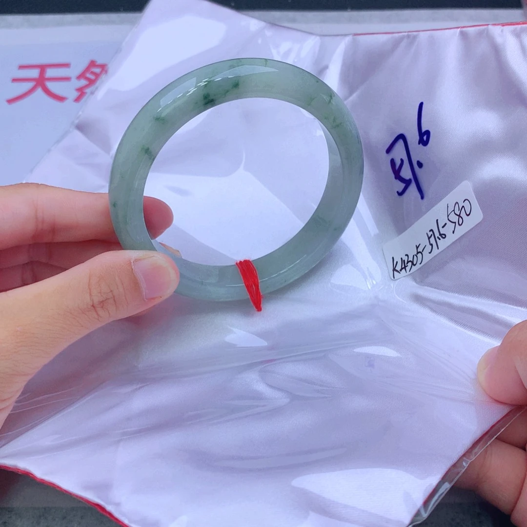 未镶嵌手镯翡翠翡翠