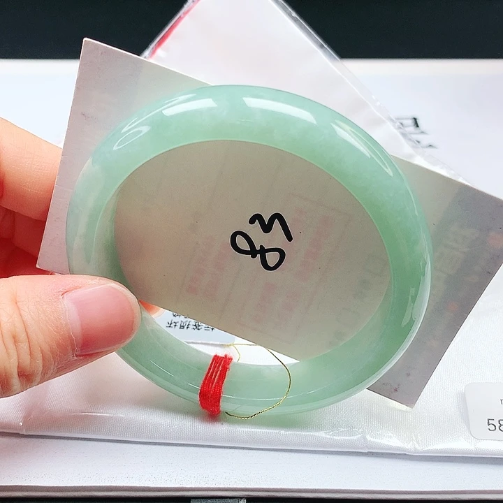 翡翠手镯未镶嵌58➕圈口