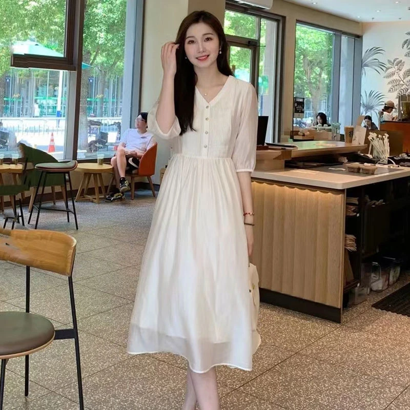 高端打条洋气连衣裙女2025夏季新款宽松显瘦收腰气质中长款裙子