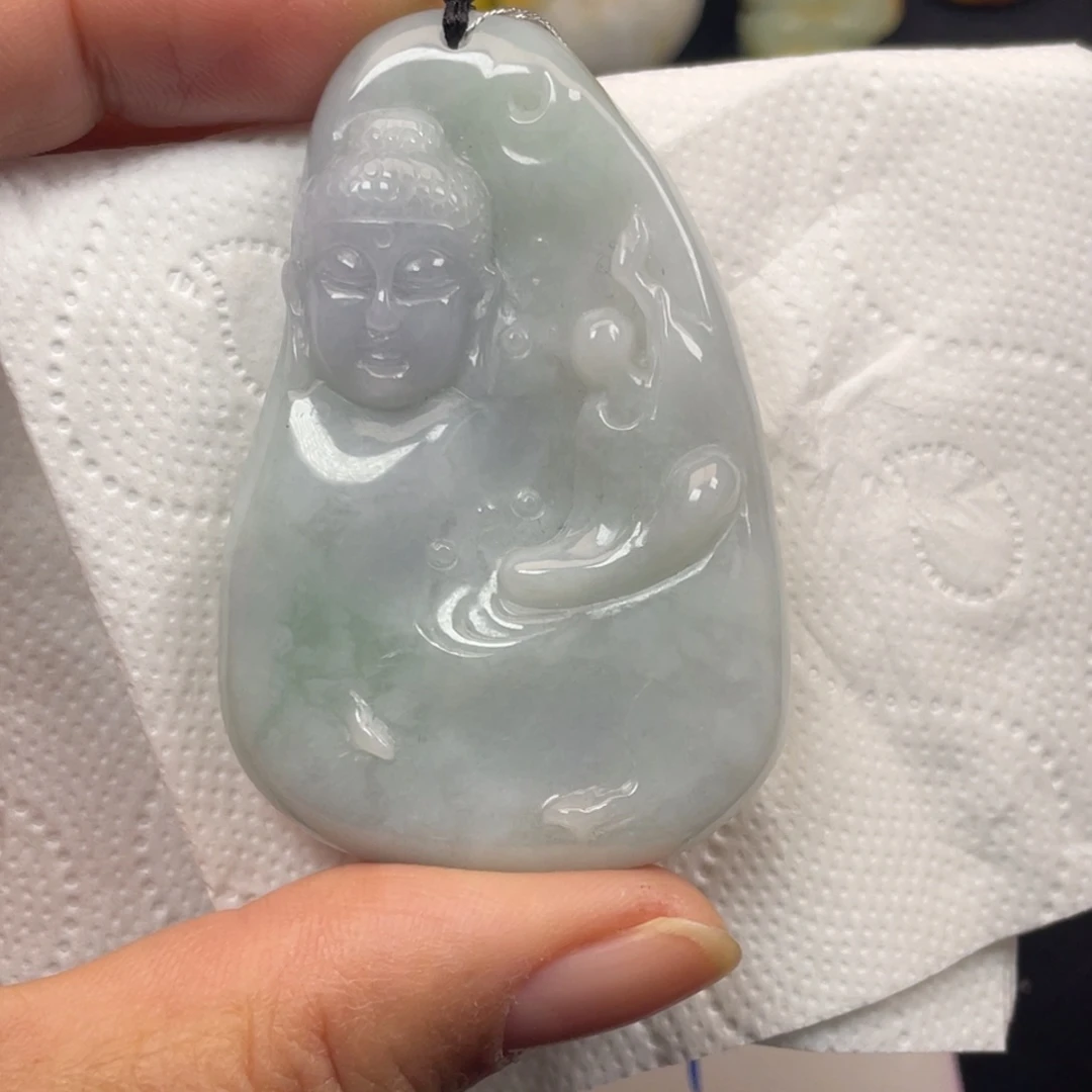 翡翠未镶嵌颈饰翡翠佛观天下