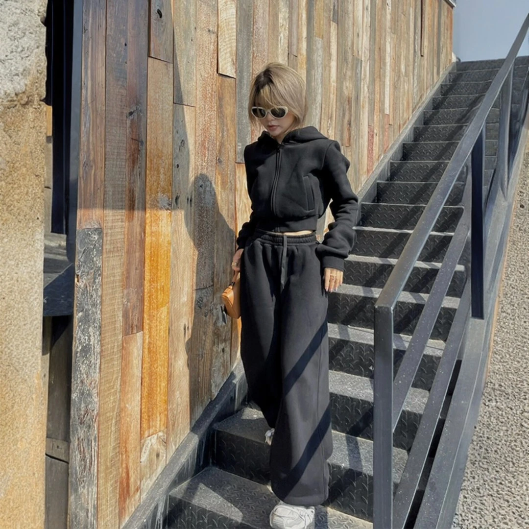 美式复古休闲运动套装女秋冬加厚黑色显瘦连帽卫衣外套长裤两件套