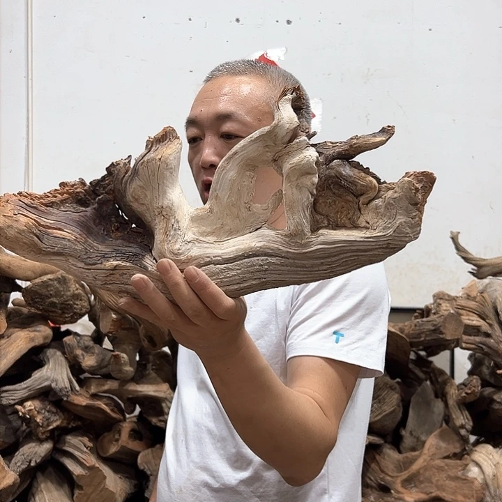 柏木山****司我们的生活是以自己为