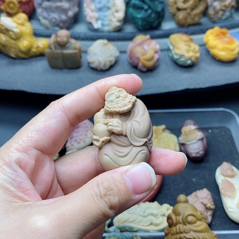 【闪购商品】定制石英质玉吊坠未镶嵌