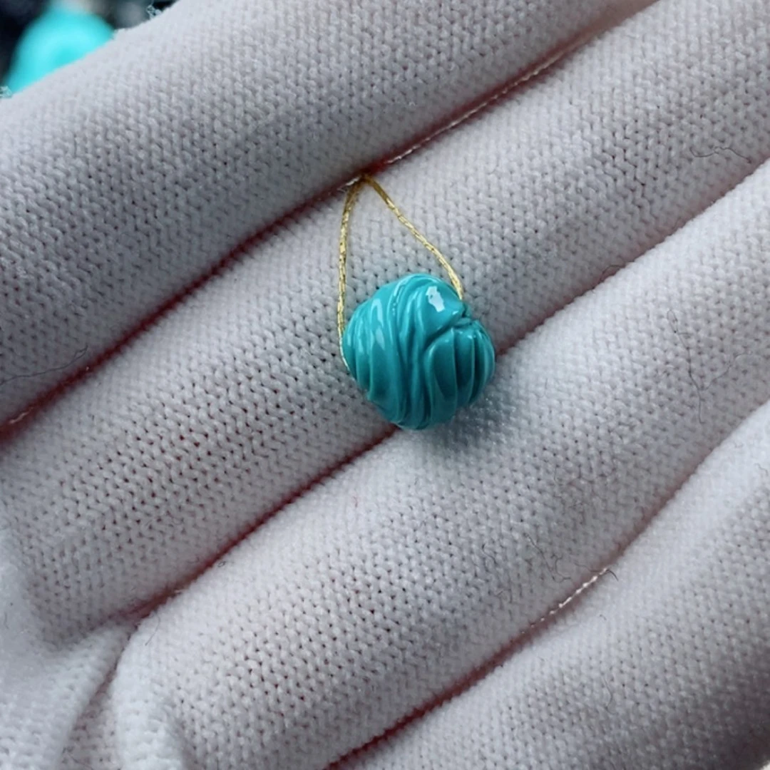 绿松石配饰未镶嵌