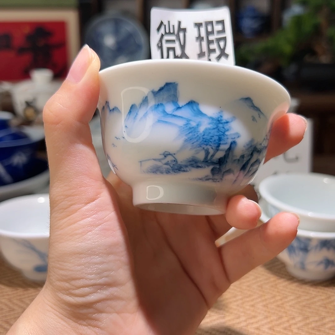 【闪购商品】微瑕 压手杯。