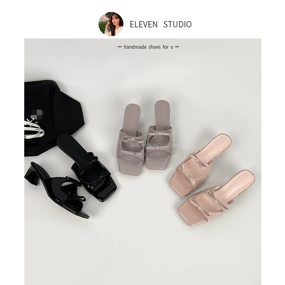 【王11】蝴蝶结方头粗跟一字半拖外穿 5CM/梦夏