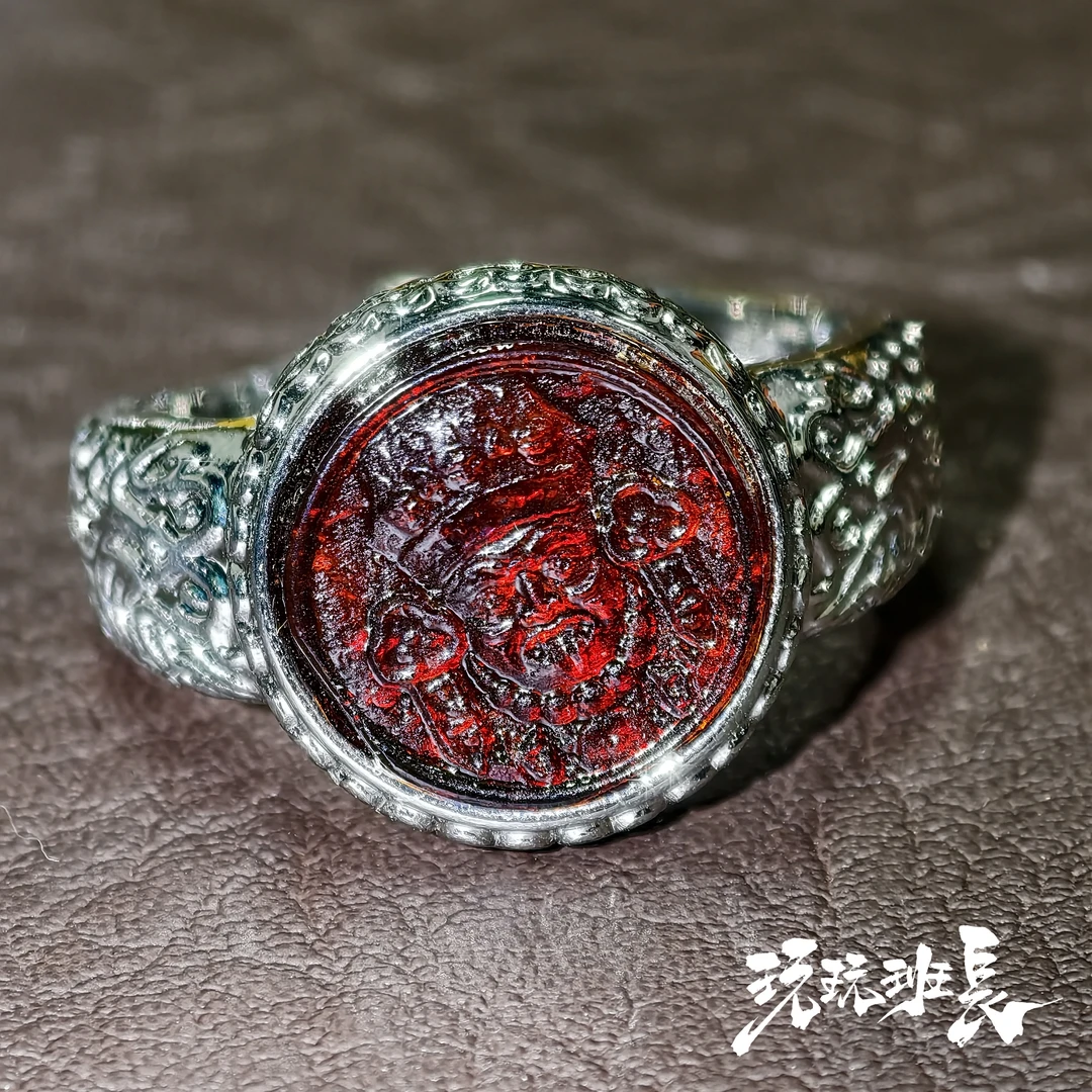 【上新价】血珀蜜蜡雕刻扎基拉姆活口戒指15mm戒面