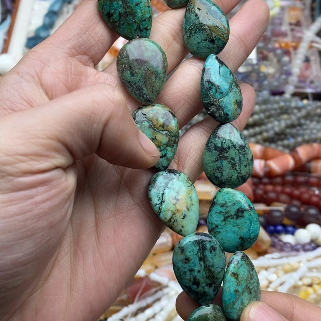 玛瑙/玉髓未镶嵌珠宝半成品一条天然18×25非洲松石水滴S03