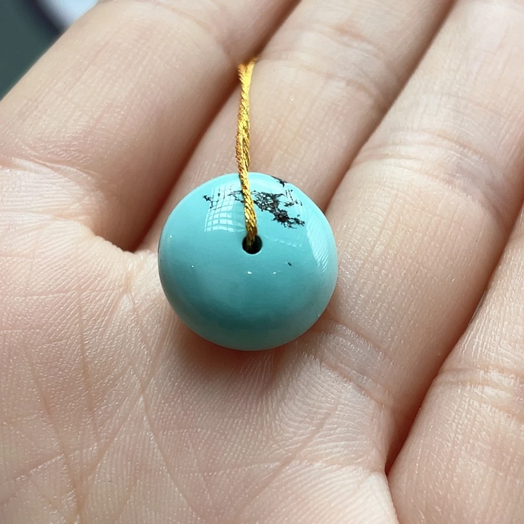 未镶嵌绿松石颈饰