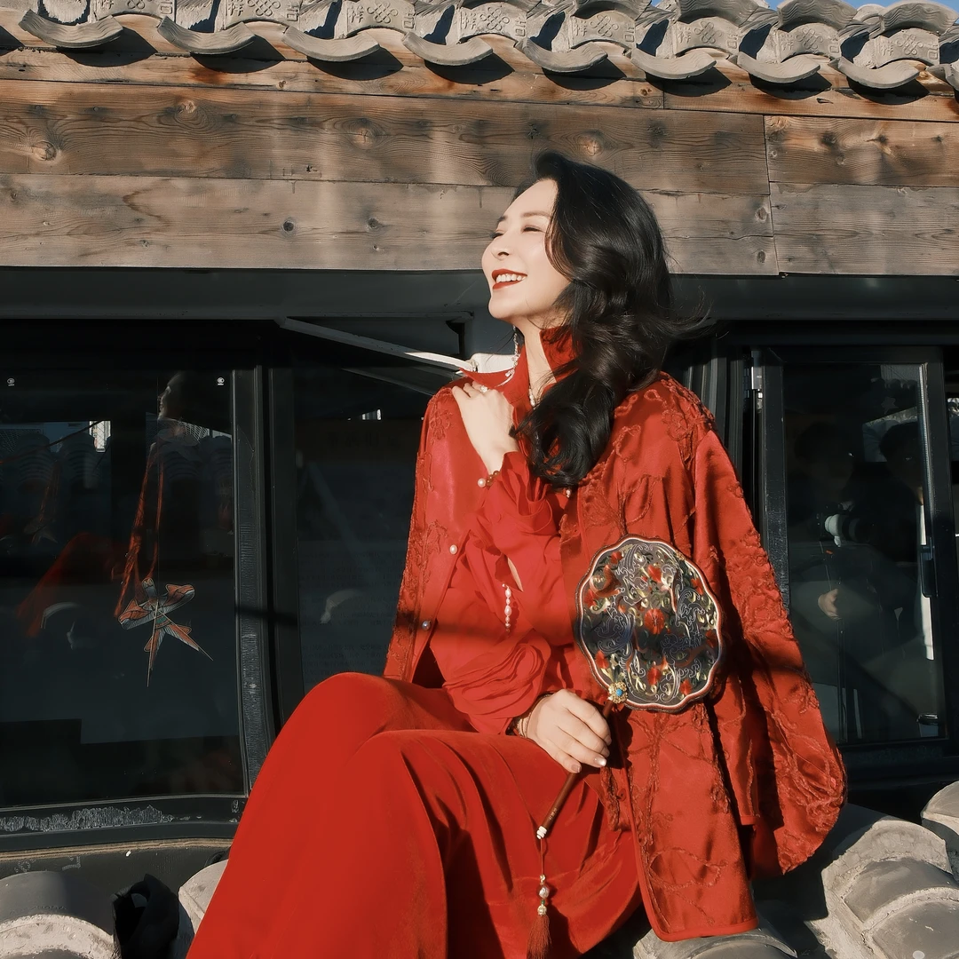 【芙蓉】Lanshe阑舍·高定新年款中国红定制植绒外套