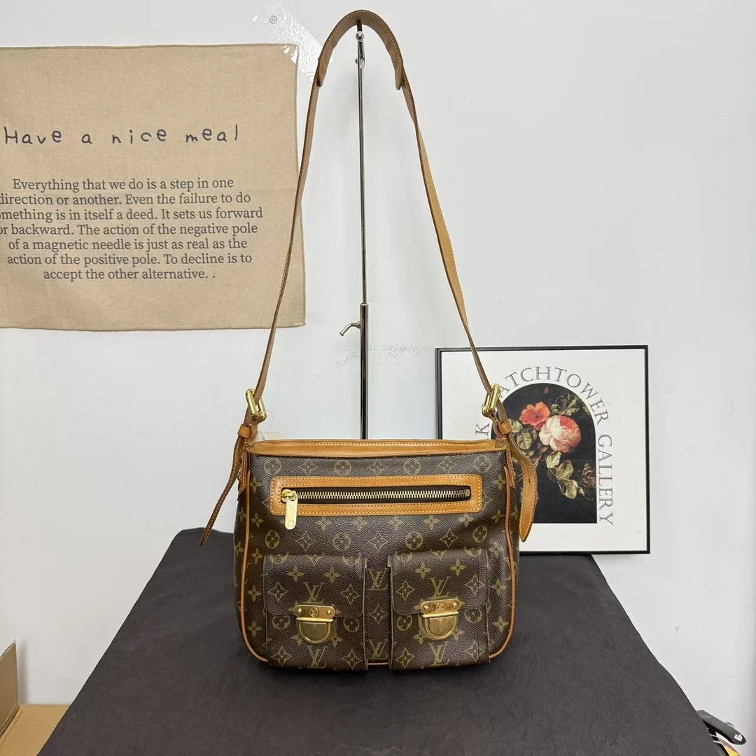 95新 LouisVuitton/路易威登 lv塞纳河斜挎包/腋下单肩包/曼哈顿