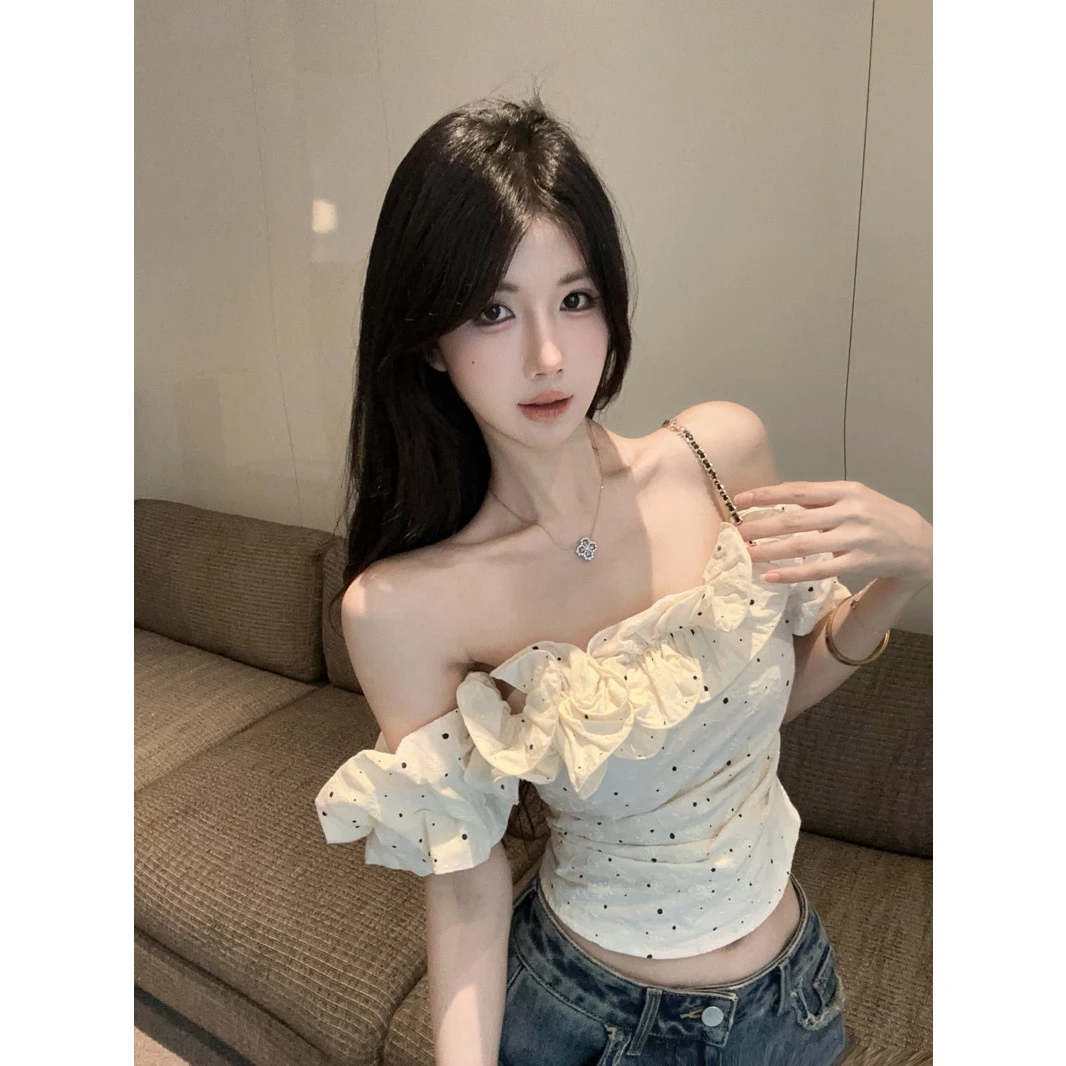 实拍 纯欲别致一字肩气质修身显瘦紧身绝美上衣短款打底外穿抹胸