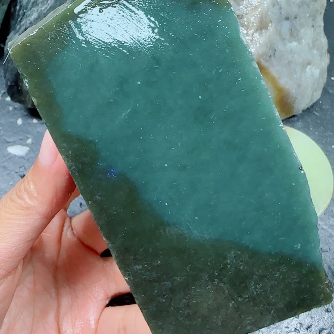 和田玉未镶嵌珠宝半成品