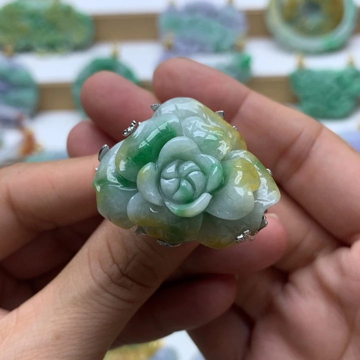 颈饰未镶嵌翡翠翡翠