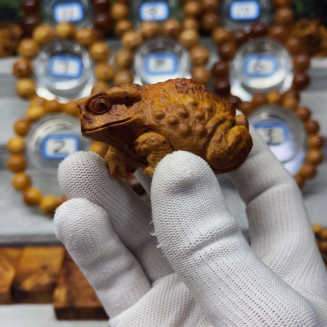 柏木（崖柏）把件太行崖柏瘤疤金蟾