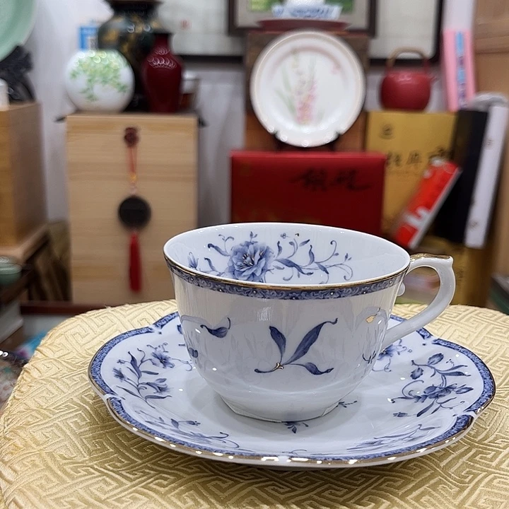 杯西和哈哈哈真的好
