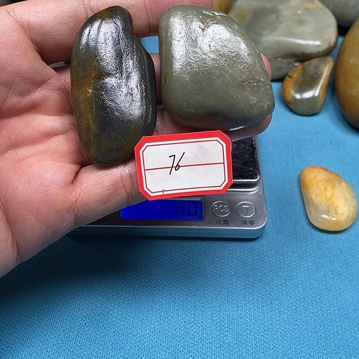 未镶嵌和田玉把件76