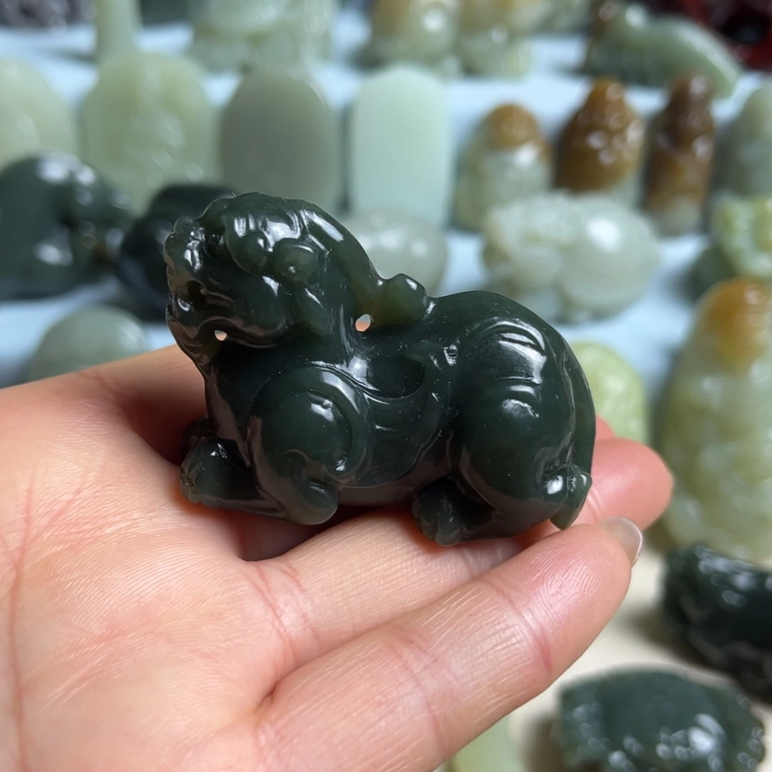 和田玉未镶嵌摆件