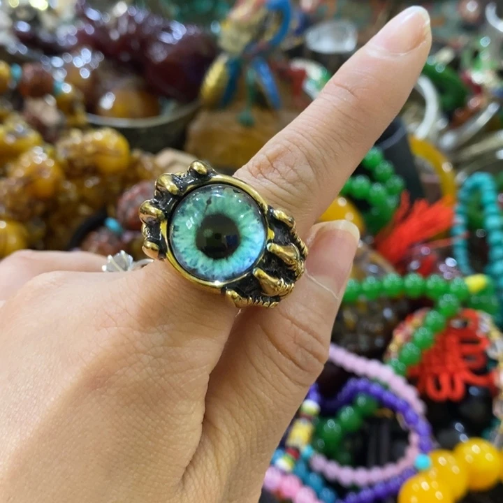 宫廷影视老旧工艺摆件