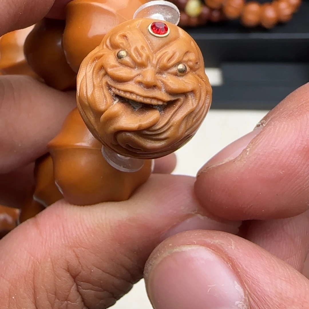 猴头核桃吊坠添僧