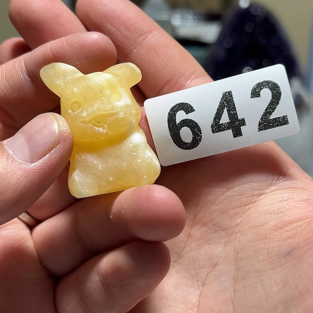 未镶嵌水晶大型摆件（非配饰）