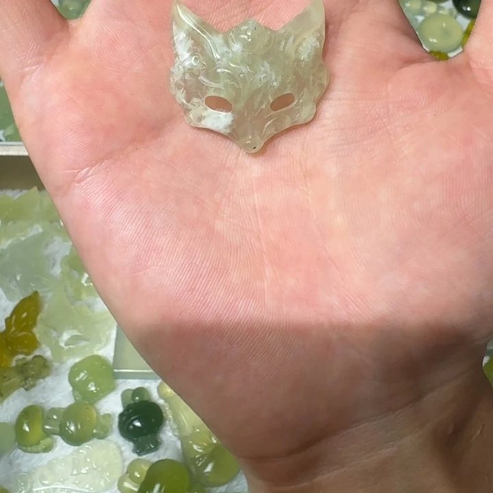 蛇纹石玉未镶嵌吊坠(不含链)