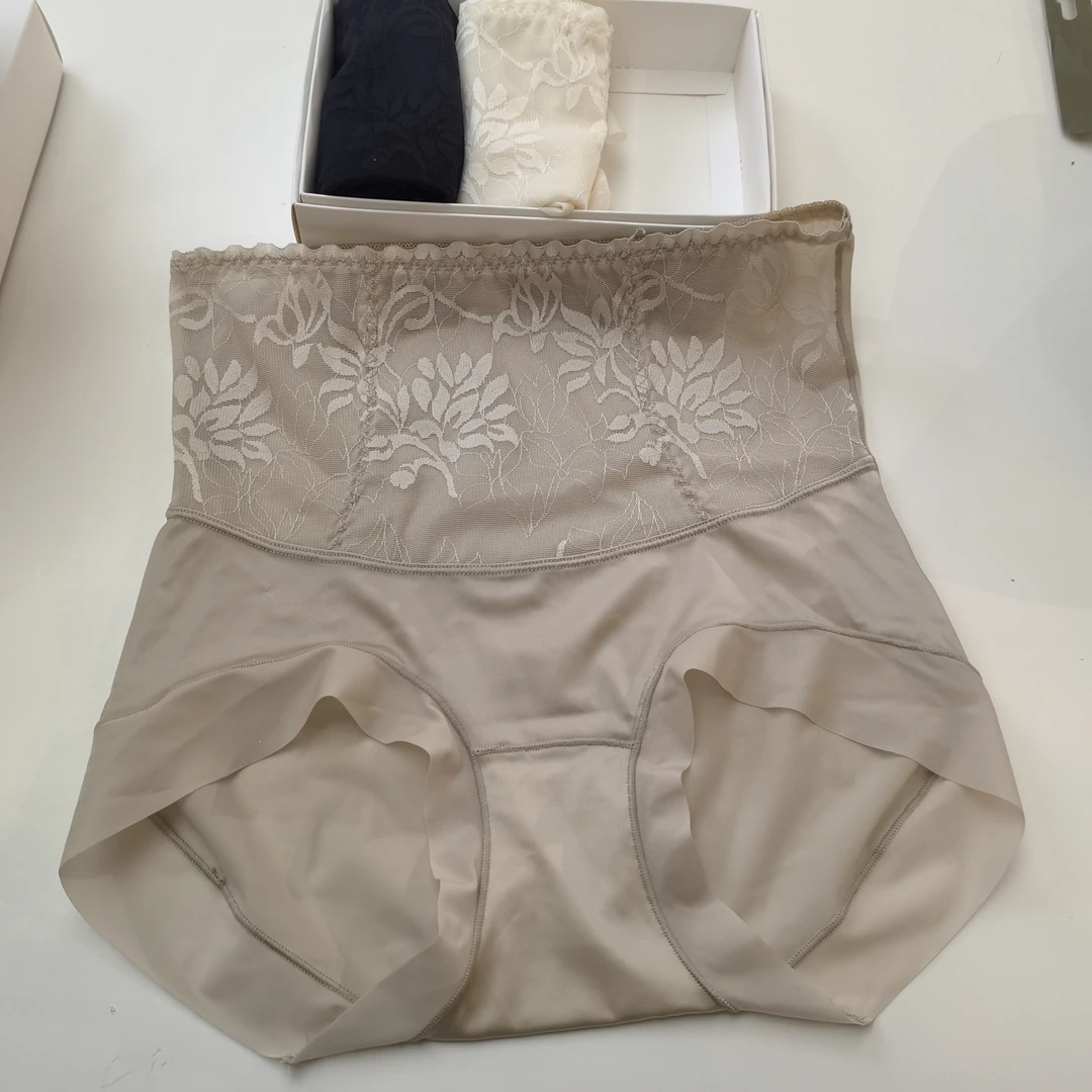 02613 花漾时节 高腰蕾丝缎面性感女士内裤舒服透气性感
