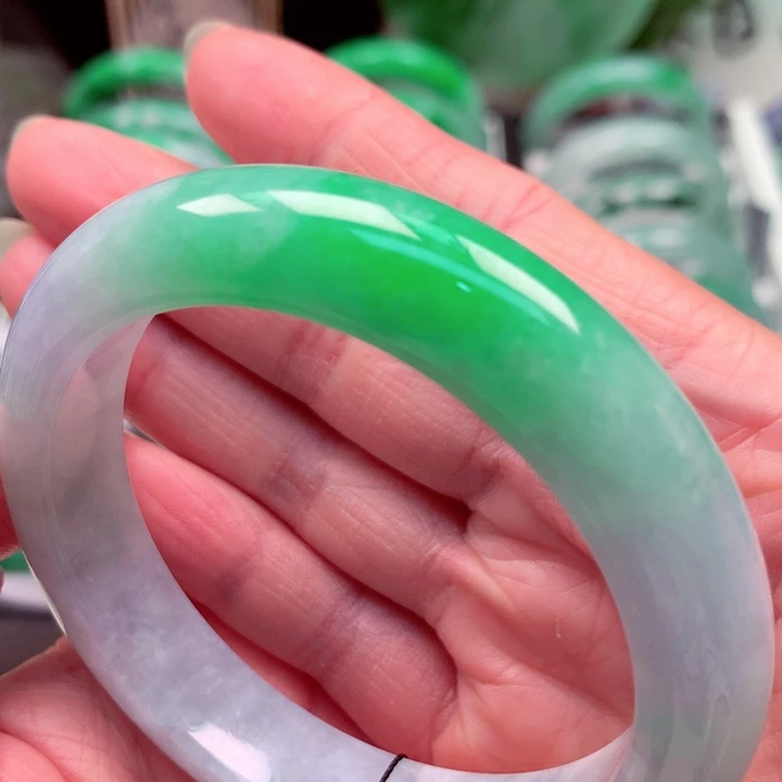 翡翠未镶嵌手镯天然翡翠手镯